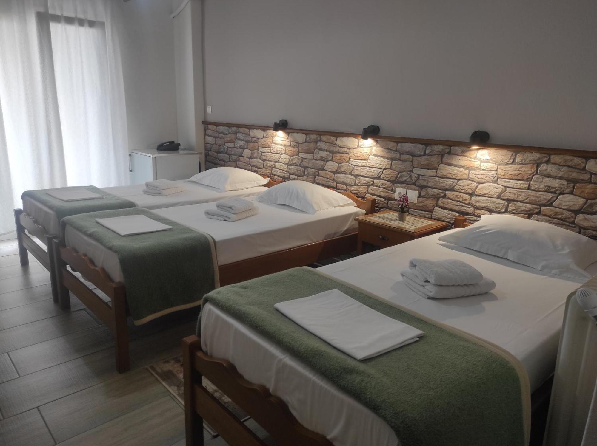 Ενοικιαζόμενα Δωμάτια Ενιπεύς- Rooms Enipeas Литохоро Экстерьер фото