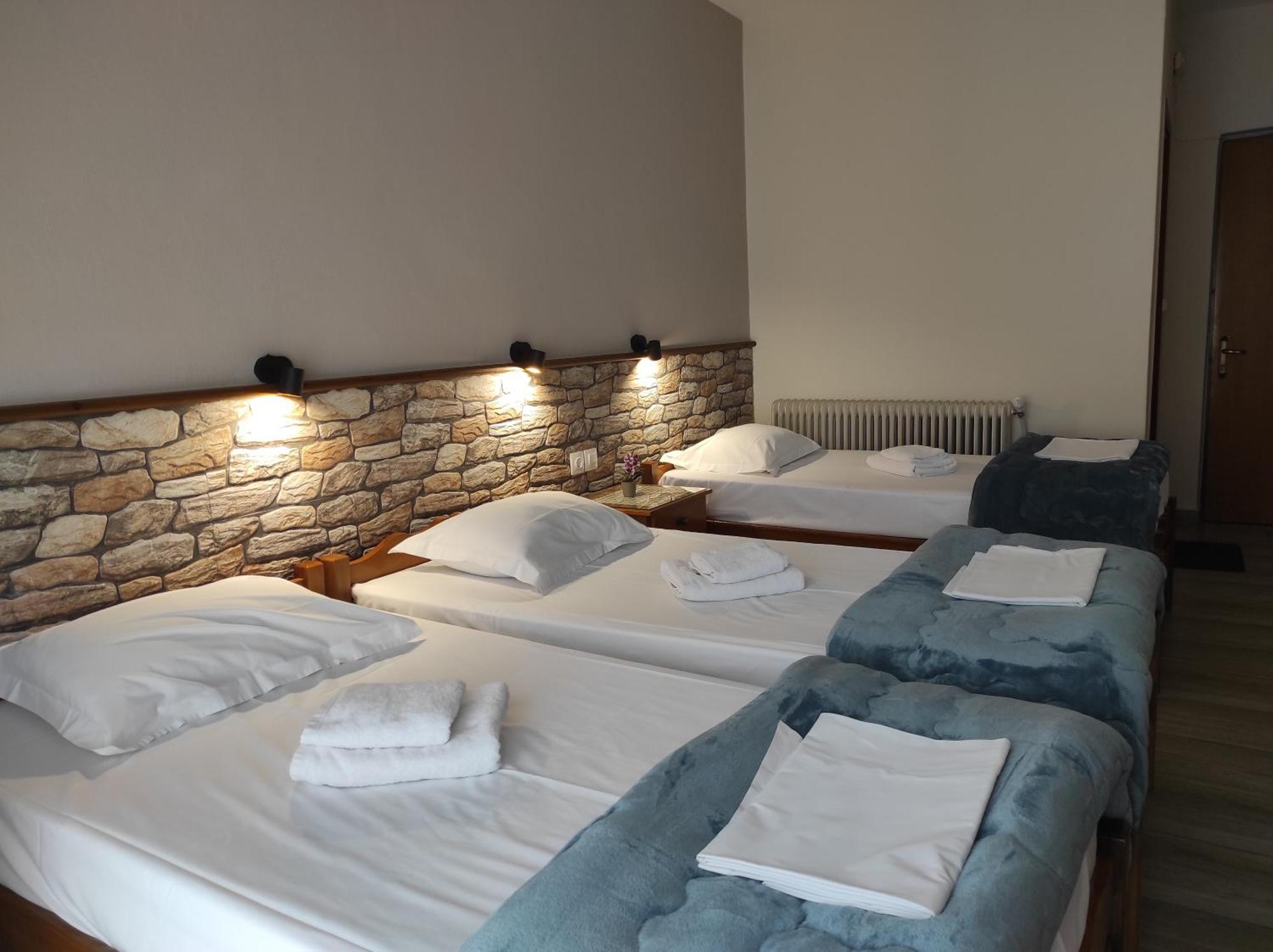 Ενοικιαζόμενα Δωμάτια Ενιπεύς- Rooms Enipeas Литохоро Экстерьер фото